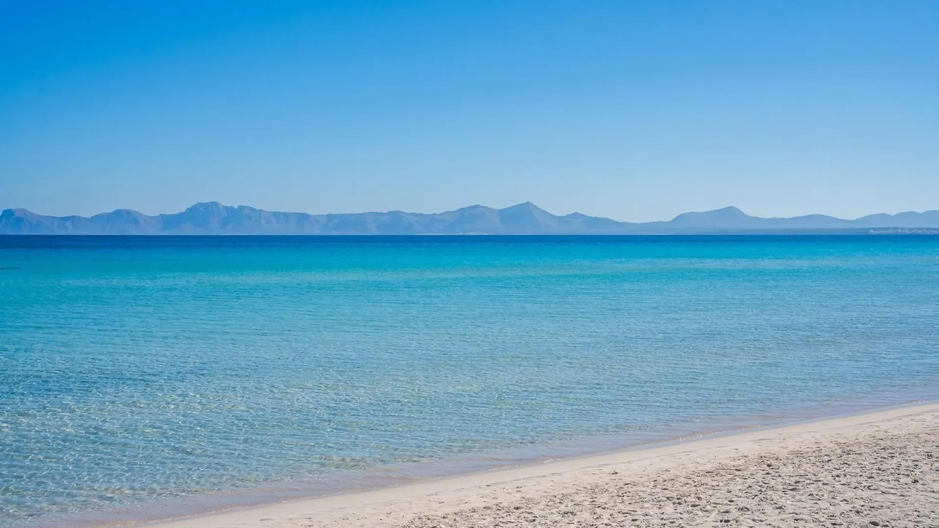 Charming Villa Near Beach In Alcudia